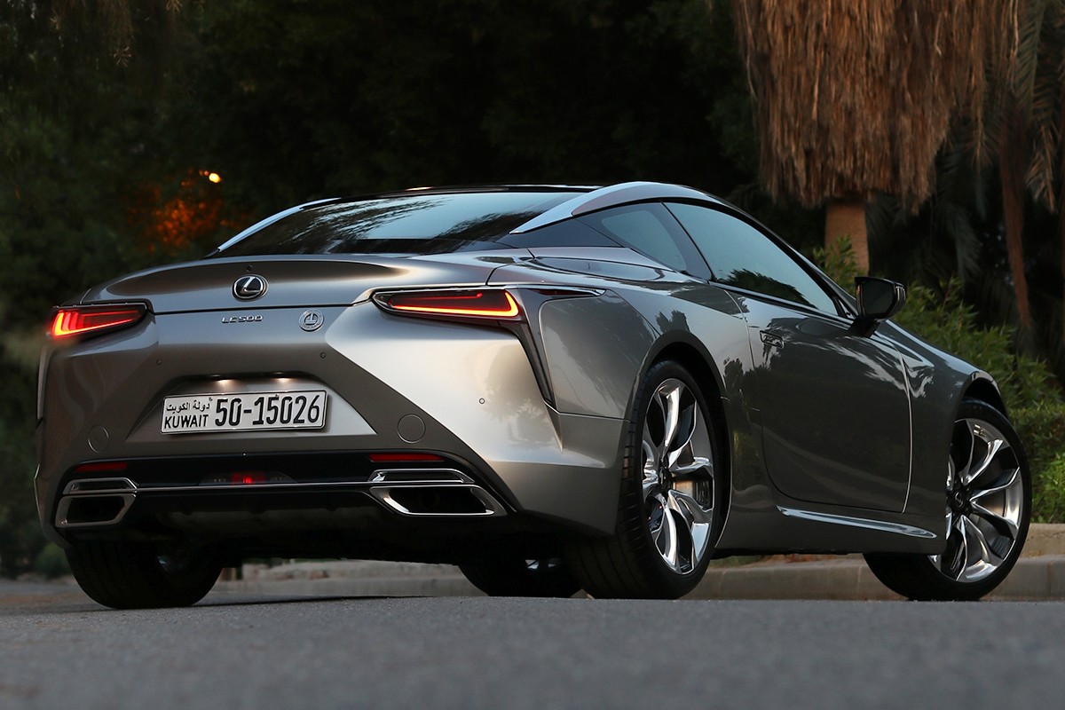 2017 Lexus LC 500 - 6026 km only