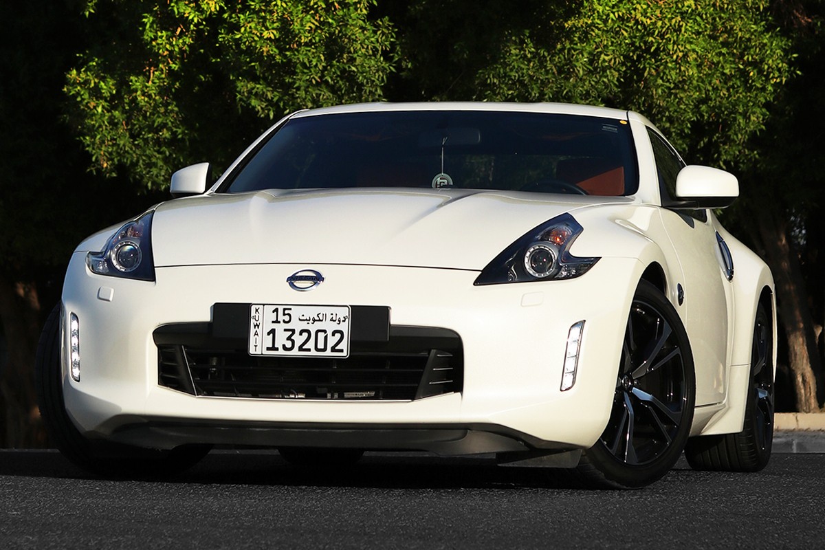 2018 Nissan 370Z Coupe - 5377 km only