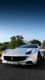 2016 Ferrari FF - 2413 km only