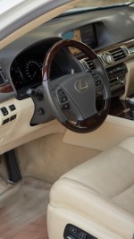 2015 Lexus LS460 Long - 9255 km