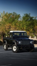 2015 Land Rover Defender 110 - 8,877 km only