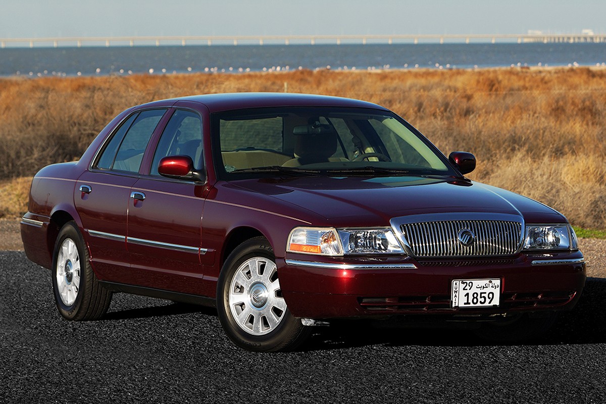 2004 Mercury Grand Marquis GS - 1948 km only