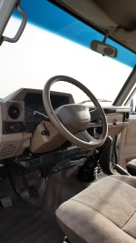 2006 Toyota Land Cruiser LX Pickup - 90k km