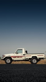 2006 Toyota Land Cruiser LX Pickup - 90k km