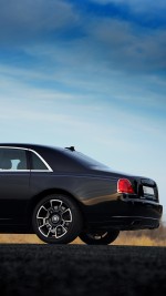 2017 Rolls-Royce Ghost Black Badge - 8110 km