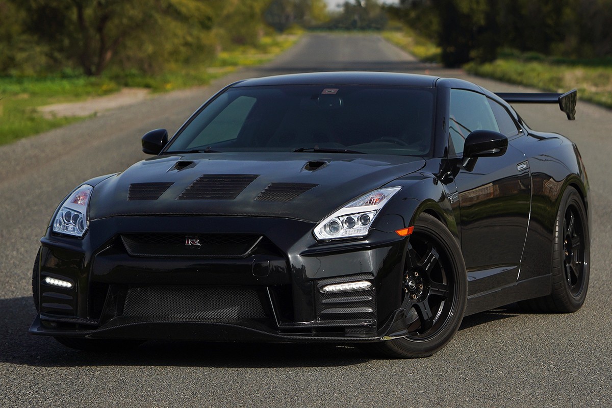 2012 Nissan GT-R Black Edition - 89k km