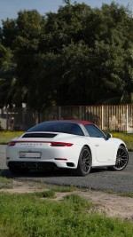 2017 Porsche 911 Targa 4 - 38k km