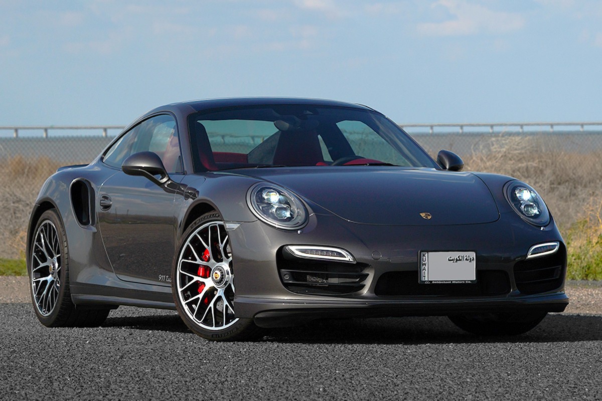 2014 Porsche 911 Turbo Coupe - 100k km