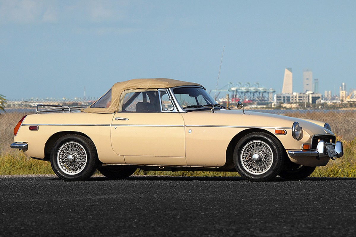 1971 MG MGB Roadster - 49k mile