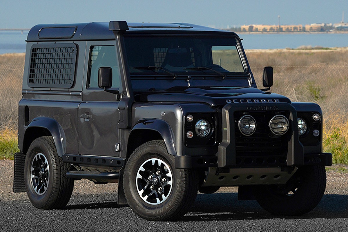 2016 Land Rover Defender 90 Final Edition - 29k km