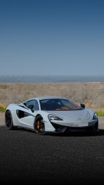 2016 McLaren 540C - 68k km