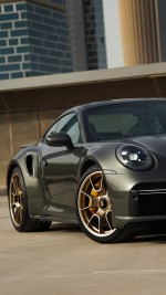 2023 Porsche 911 Turbo S Coupe - 2470 km only