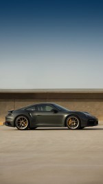 2023 Porsche 911 Turbo S Coupe - 2470 km only