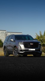 2022 Cadillac Escalade Platinum Premium Sport - 4172 km Only