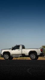 2023 GMC Sierra 2500HD -2103 km only