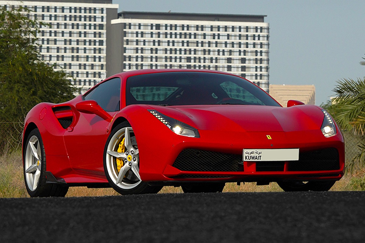 2016 Ferrari 488 GTB - 33k km