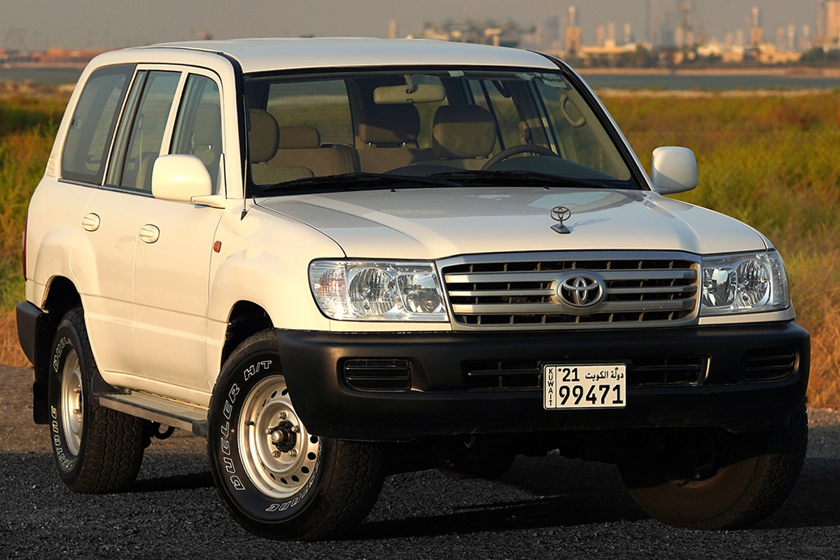 2006 Toyota Land Cruiser G Standard - 66k km