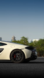 2017 McLaren 570GT - 43k km