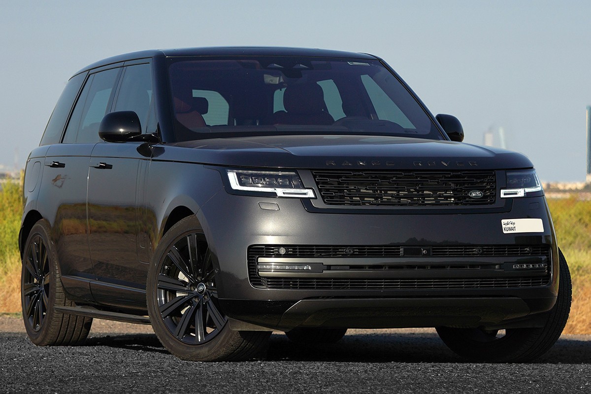 2022 Range Rover HSE V8 Black Edition Shadow Series - 19k km