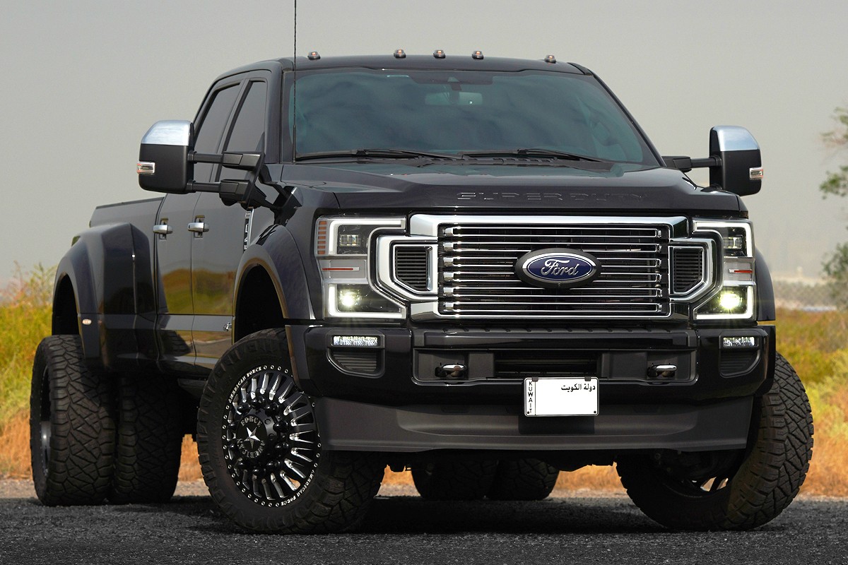 2022 Ford F-450 Power Stroke 6.7 Diesel Platinum - 32k km