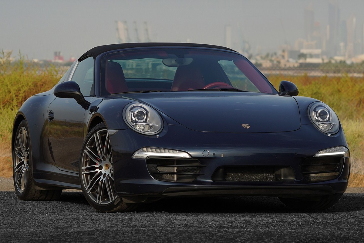 2016 Porsche 911 Targa 4S - 67k km