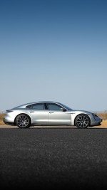 2021 Porsche Taycan 4S - 21k km