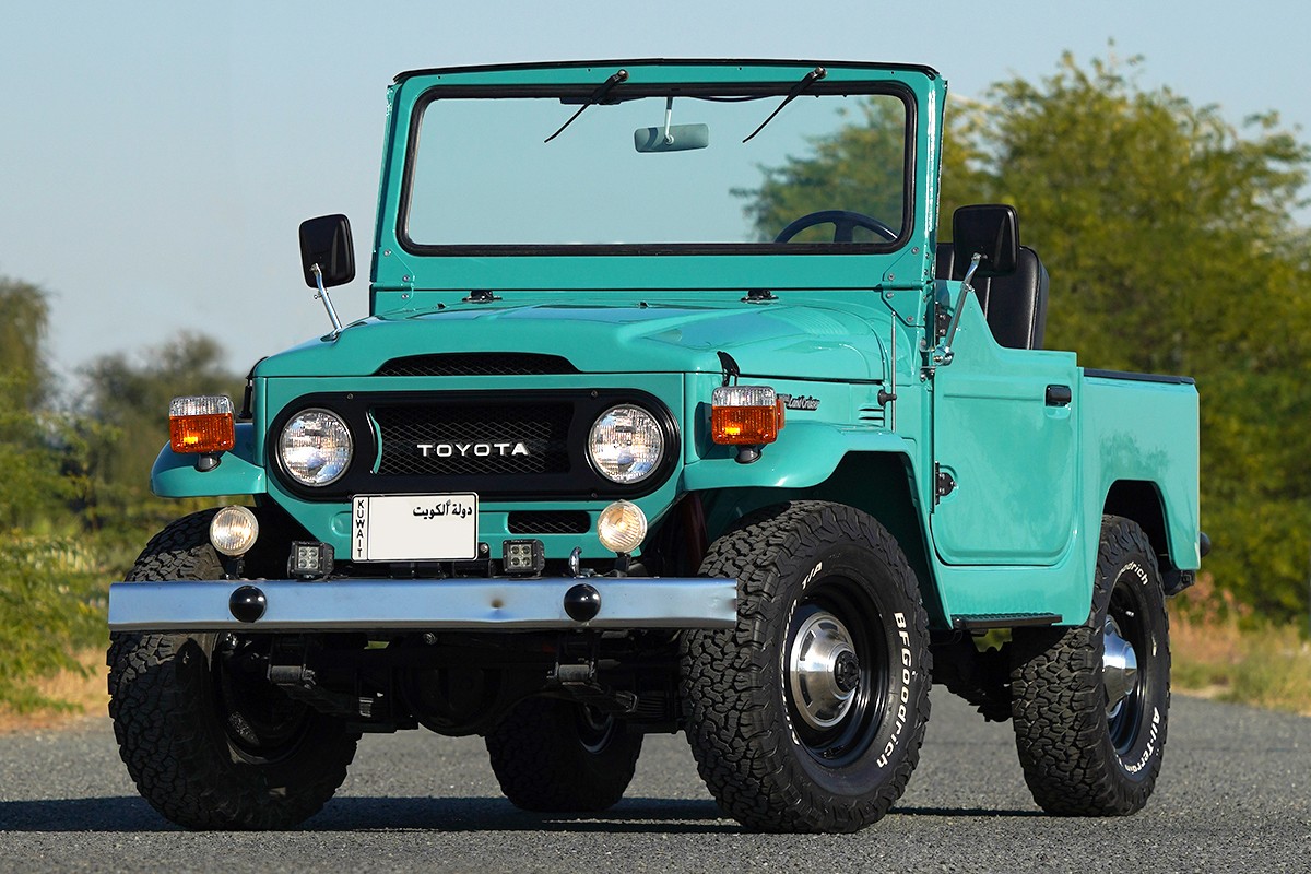 1974 Toyota Land Cruiser FJ40 - fully restored