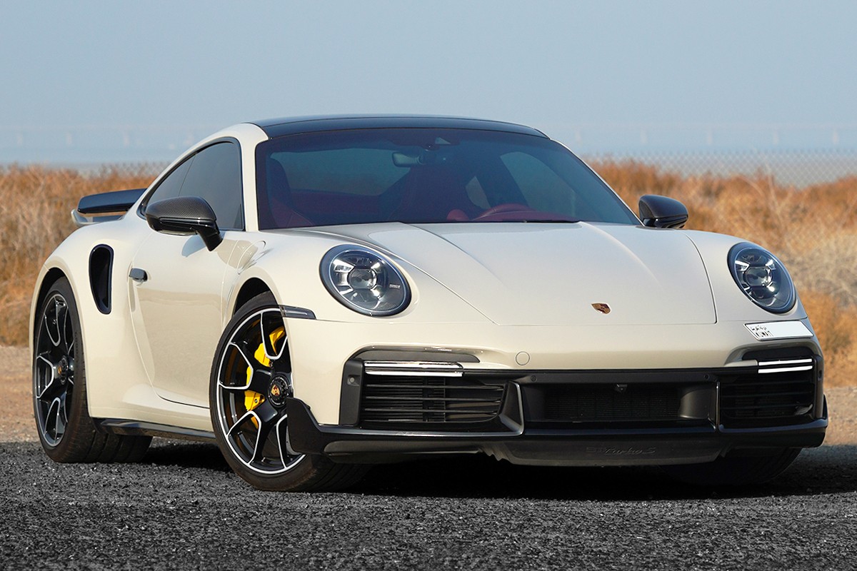 2023 Porsche 911 Turbo S Coupe - 13k km