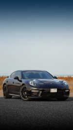 2014 Porsche Panamera GTS - 51k km