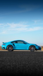 2017 Porsche 911 Turbo Coupe - 22k km