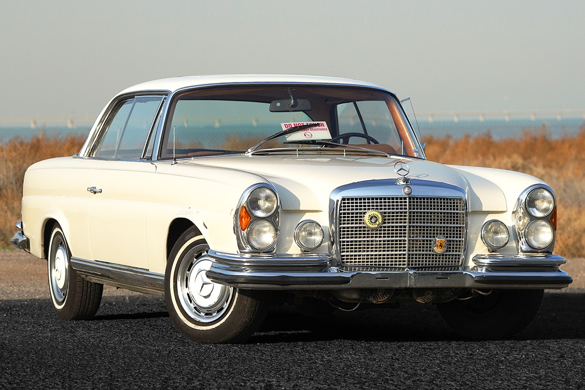 1970 Mercedes-Benz 280 SE - 39k mile