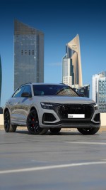 2023 Audi RS Q8 - 11k km