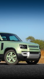 2023 Land Rover Defender 110 75th Anniversary Edition - 49 km only