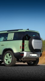 2023 Land Rover Defender 110 75th Anniversary Edition - 49 km only