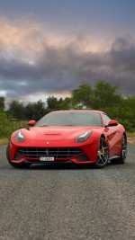 2015 Ferrari F12 Berlinetta - 24k km