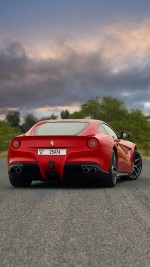 2015 Ferrari F12 Berlinetta - 24k km