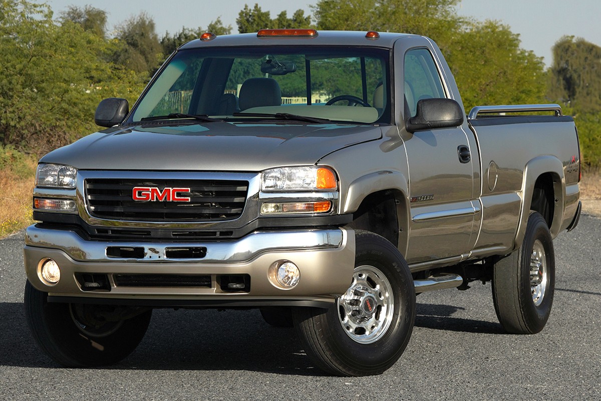 2006 GMC Sierra 2500HD - 180k km