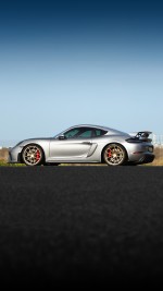 2020 Porsche 718 Cayman GT4 - 16k km