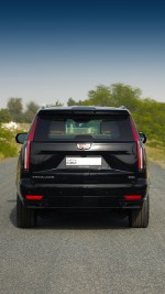 2023 Cadillac Escalade Sport 600 - 31 km Only