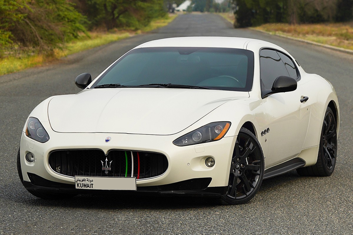 2010 Maserati GranTurismo MC Sport Line - 21k km