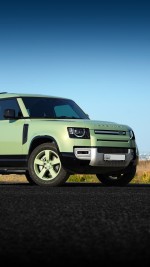 2023 Land Rover Defender 90 75th Limited Edition  - 5296 km