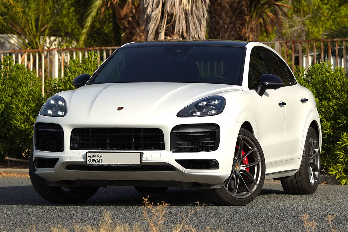 2022 Porsche Cayenne GTS - 43k km