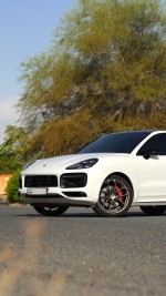 2022 Porsche Cayenne GTS - 43k km