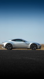 2020 Aston Martin Vantage - 13k km