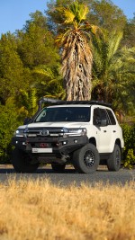 2012 Toyota Land Cruiser G - 300k km