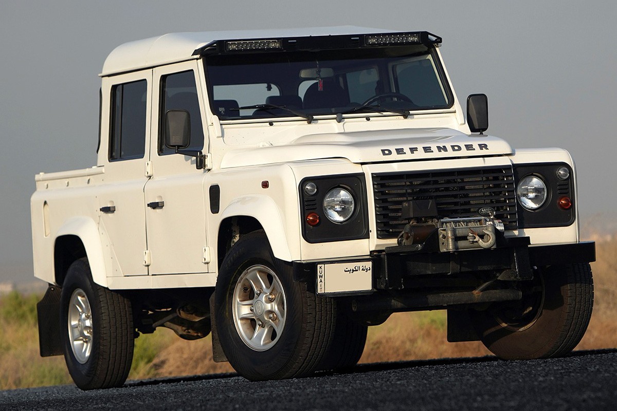 2015 Land Rover Defender 130 - 85k km