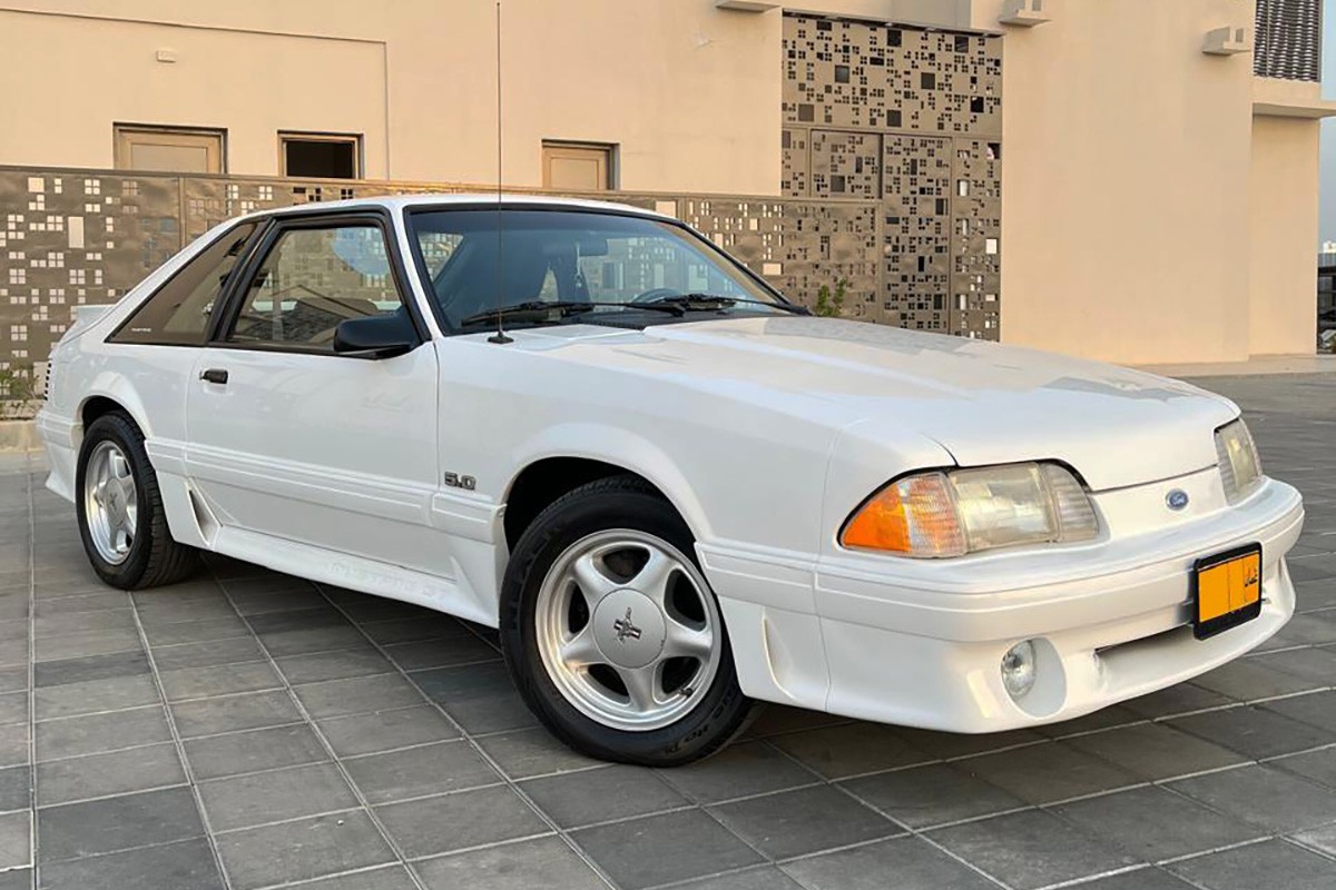 1993 Ford Mustang Hatchback GT 5.0 - 97k mile