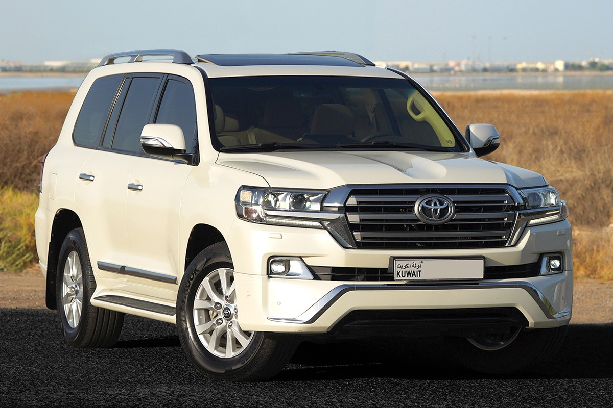 2018 Toyota Land Cruiser GXR - 66k km