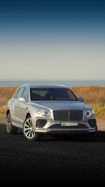 2022 Bentley Bentayga V8 - 15k km