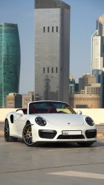 2017 Porsche 911 Turbo S Cabriolet - 25k km